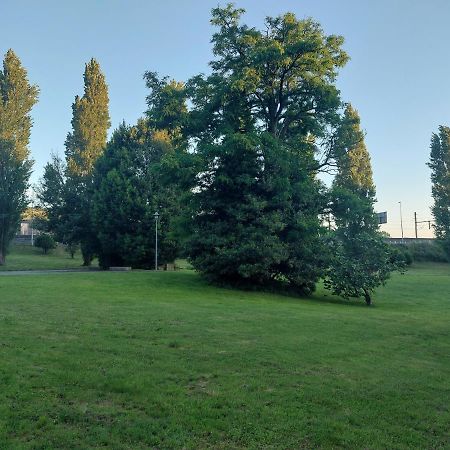 Apartamento Vieiro Con Plaza Garaje Gratis Santiago de Compostela Luaran gambar