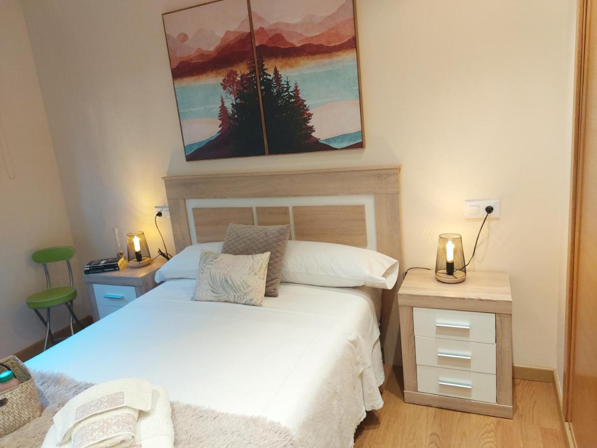 Apartamento Vieiro Con Plaza Garaje Gratis Santiago de Compostela Luaran gambar
