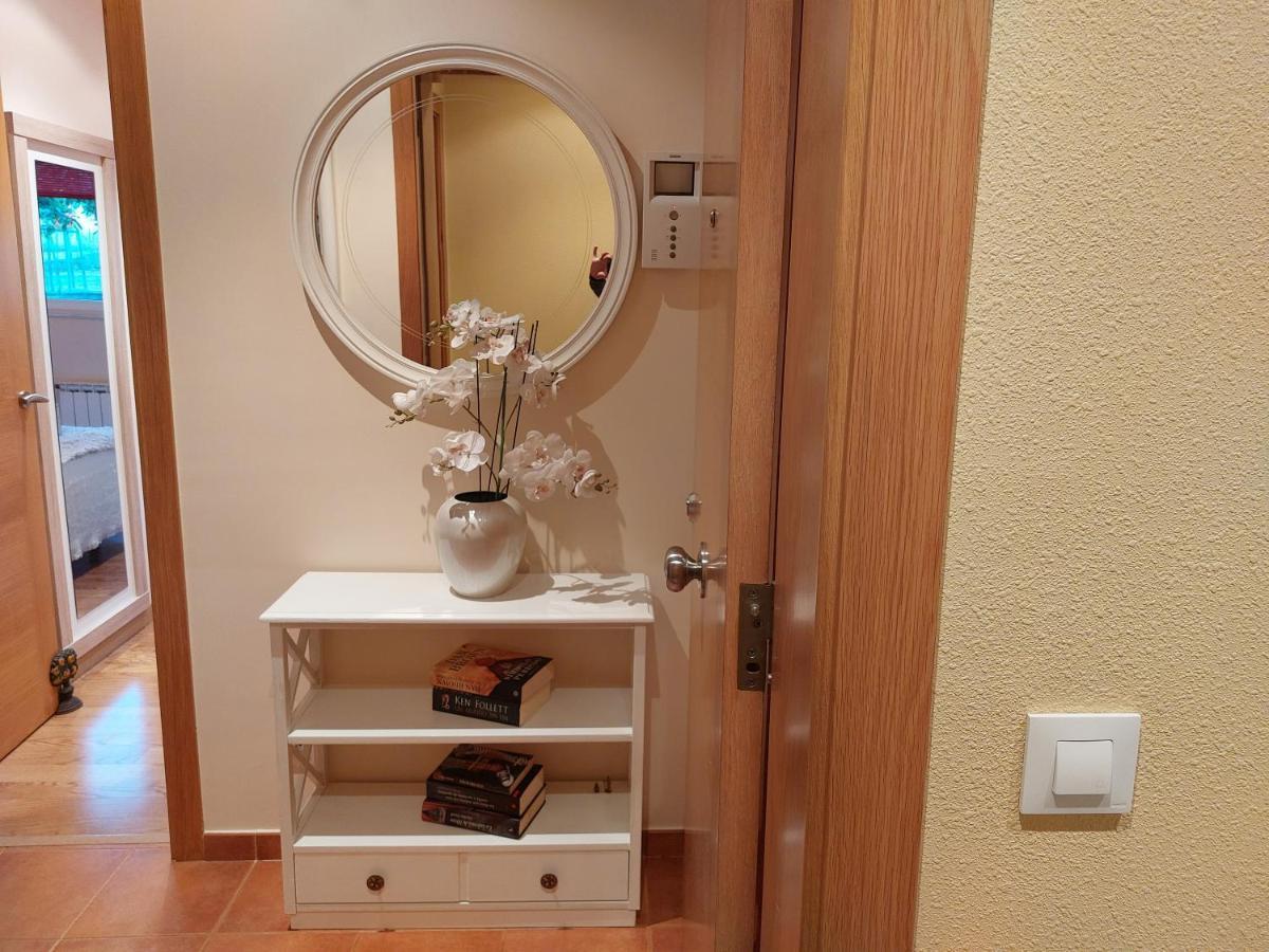Apartamento Vieiro Con Plaza Garaje Gratis Santiago de Compostela Luaran gambar